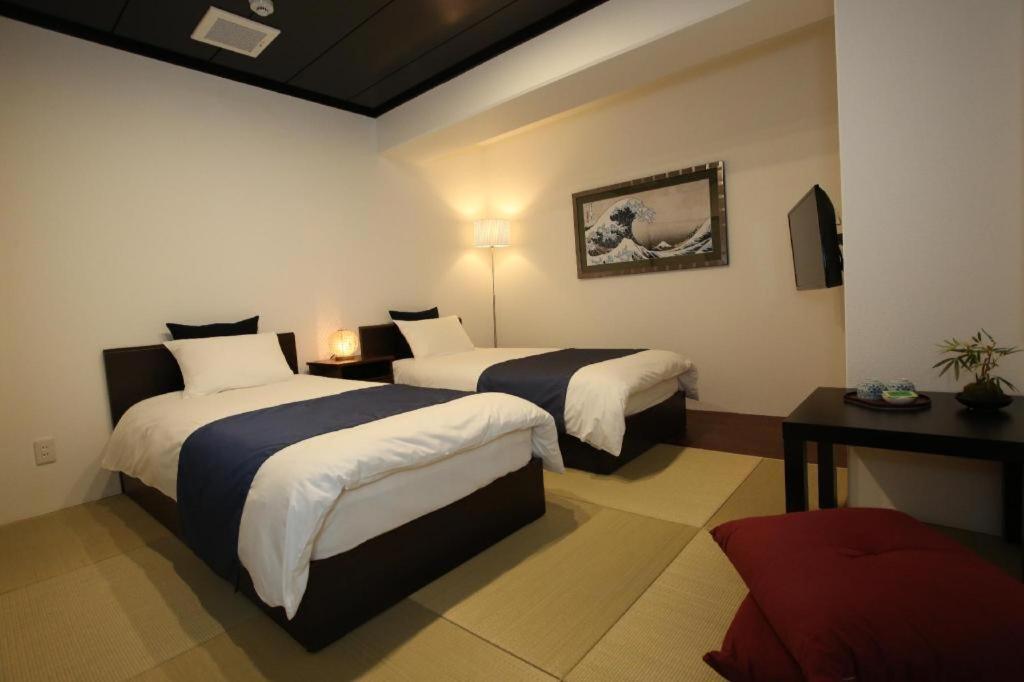 Rozy Hotel Namba Осака Екстериор снимка