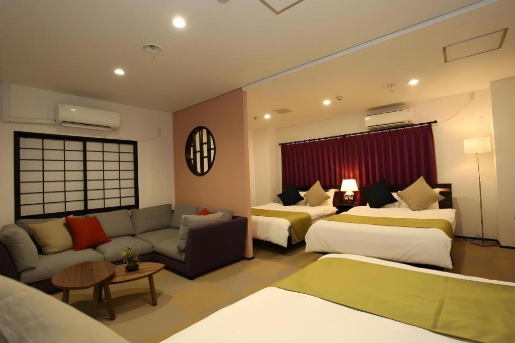 Rozy Hotel Namba Осака Екстериор снимка