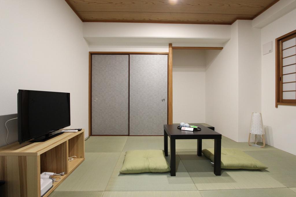 Rozy Hotel Namba Осака Екстериор снимка